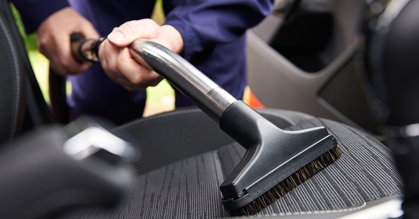 Comment nettoyer les tapis de voiture